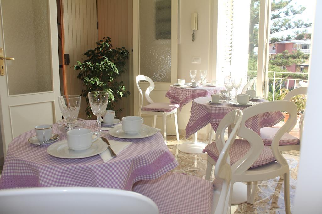 B&B Il Giglio Bianco Sorrento Luaran gambar